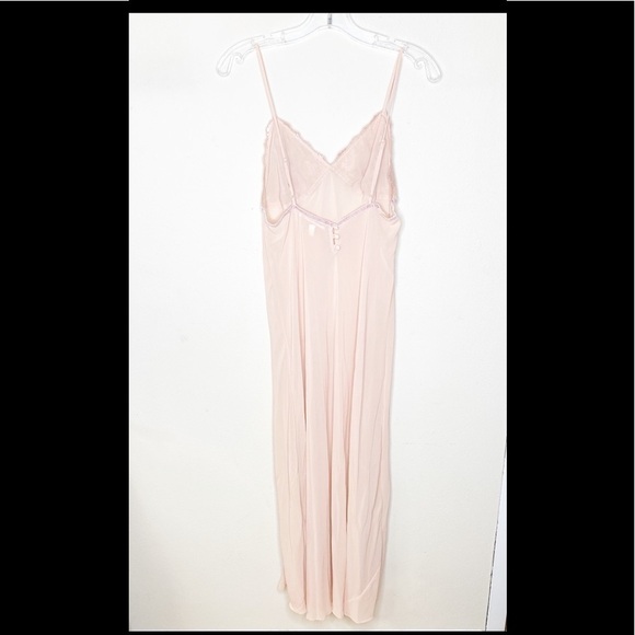 Vintage Victoria’s Secret Full Length Night Gown - Picture 2 of 3